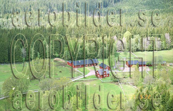 FFF 03015, #32. FFF 03015_0032 (Uppges vid kontakt med Svenska Aero-Bilder AB)